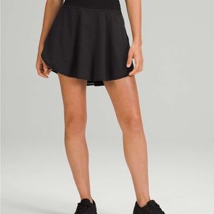 Lululemon flutter hem HR tennis skirt